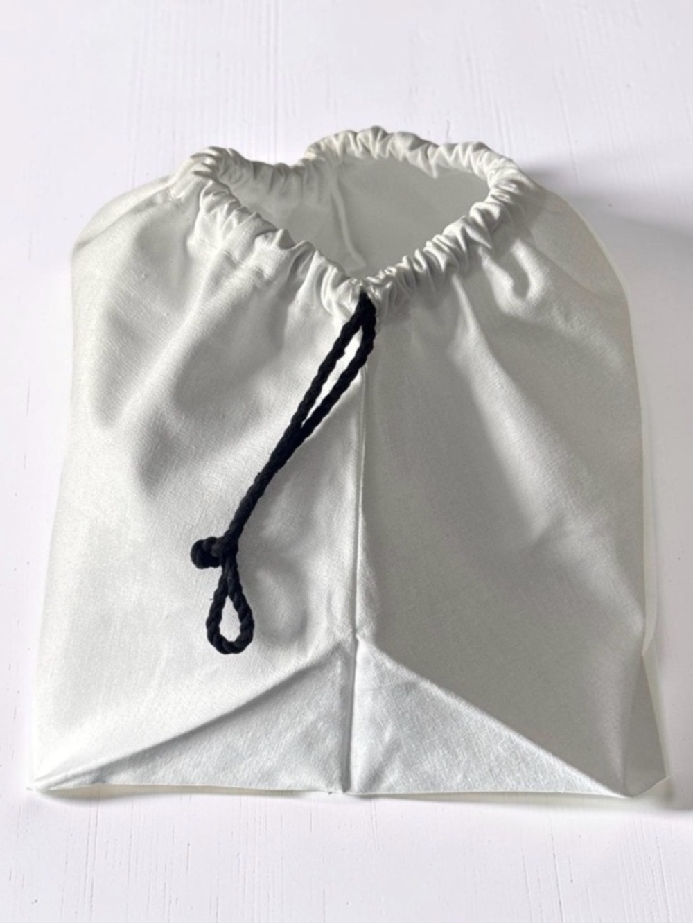CHANEL White Drawstring Cosmetic Pouch with Black Rope - Authentic - Picture 2 of 5